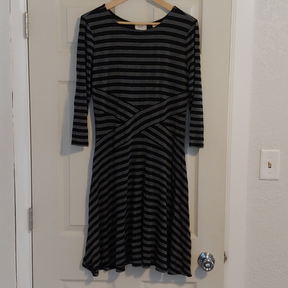 Rayon Comfy Dress - Picture 2 of 3